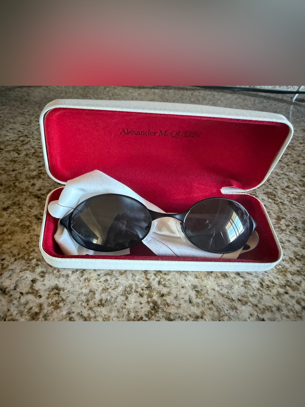 Alexander McQueen Black Neo Oval Sunglasses NEW with hard case AUTHENTIC